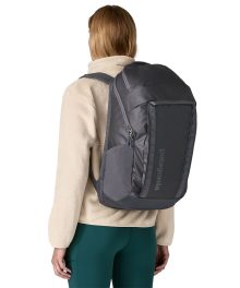 Alternative view of Black Hole Pack 32L